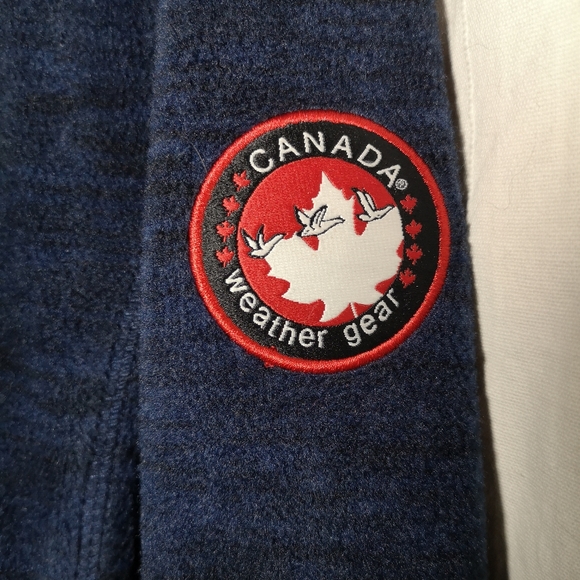 Canada weather gear sweater - Picture 6 of 7